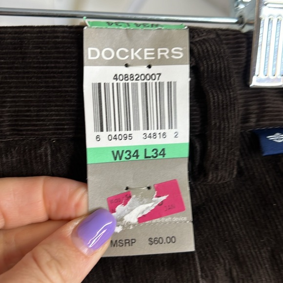 NWT Dockers Flat Front Classic Fit Brown Corduroy Pants- 34x34 - Picture 6 of 8